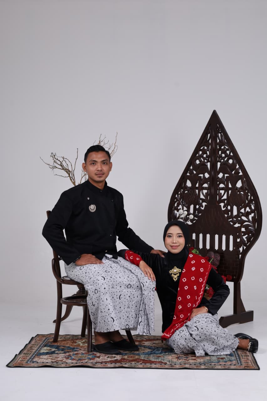 Desty & Rey 040426 (2)