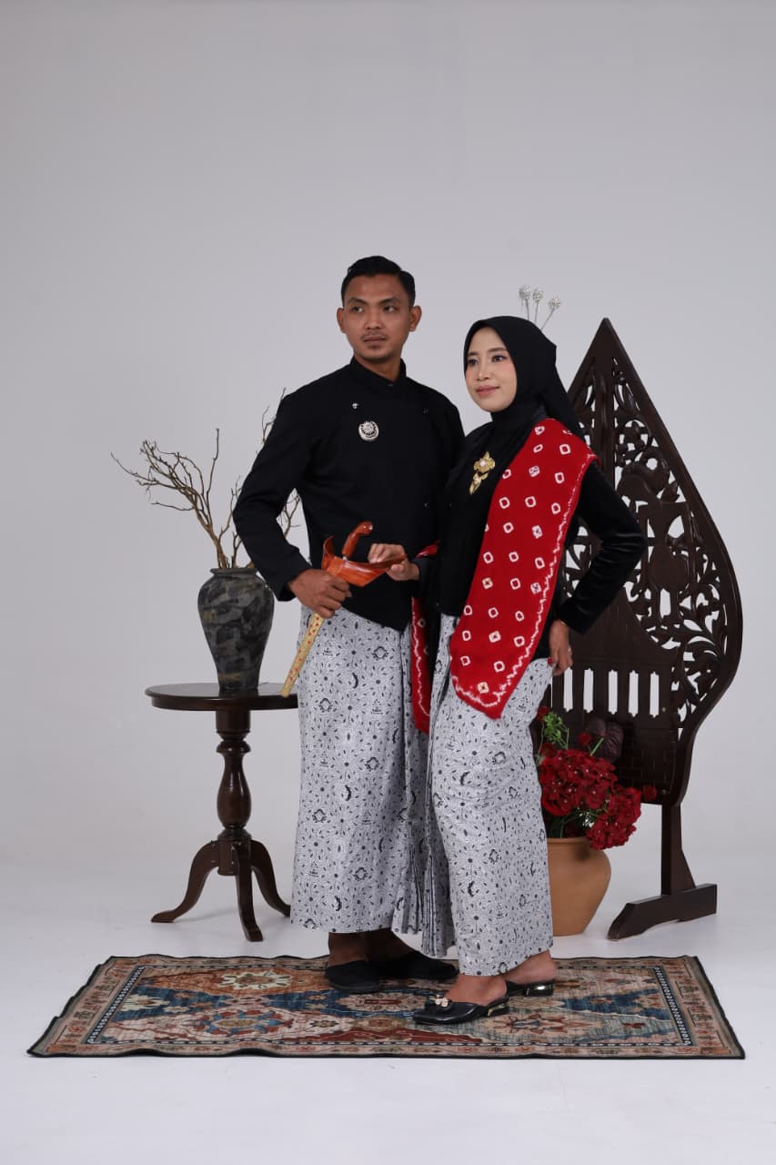 Desty & Rey 040426 (5)