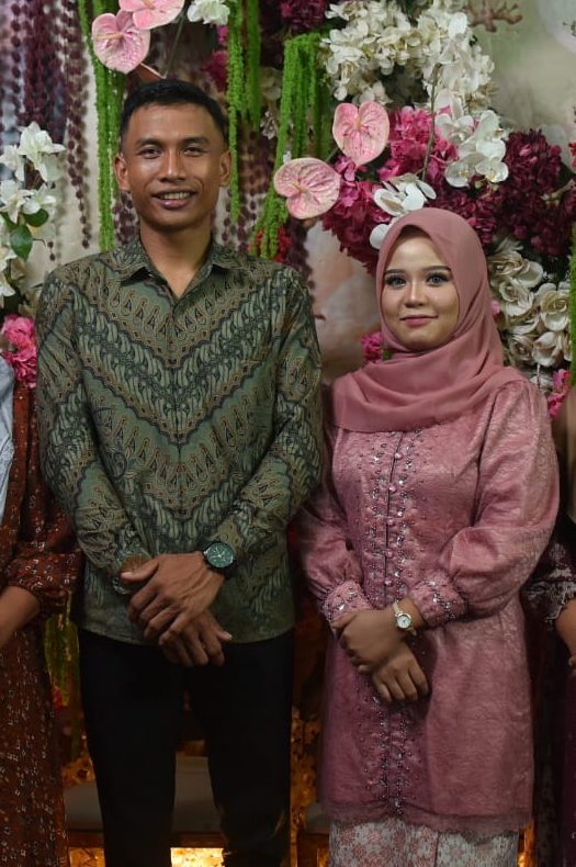 Ema & Adi 090826 (2)