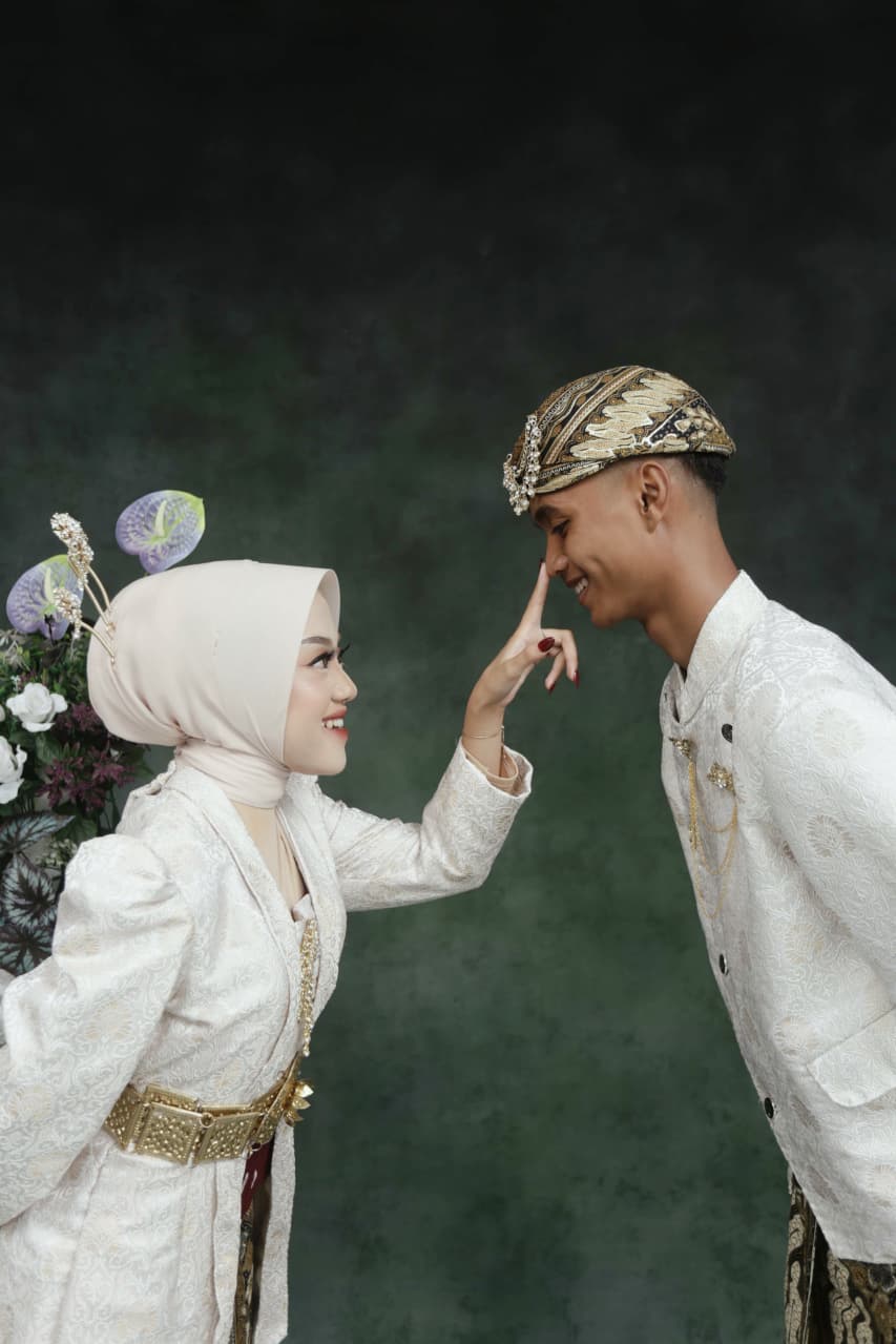 Diva & Indra 120726 (4)