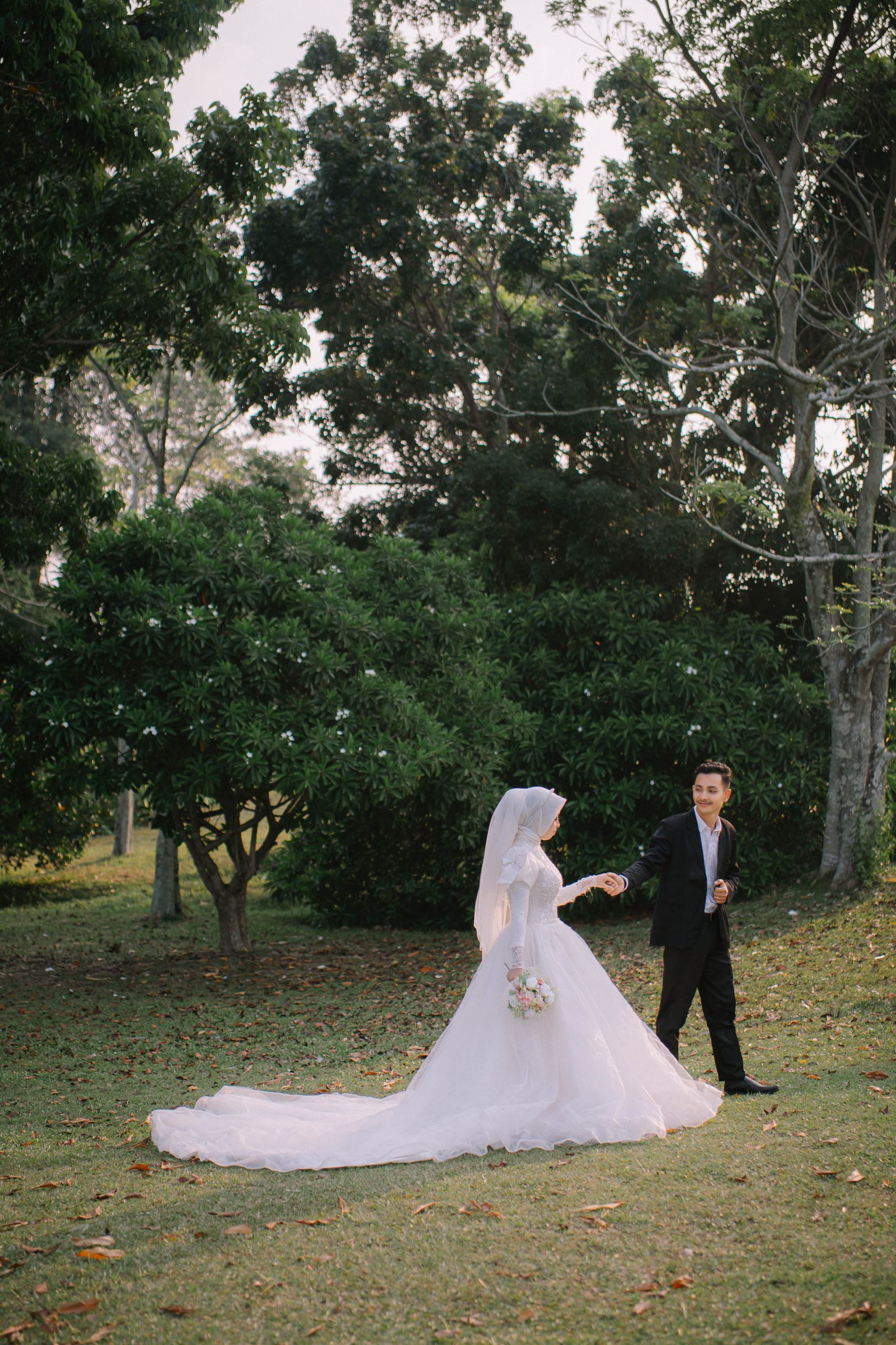 Julia & Farhan 051026 (5)