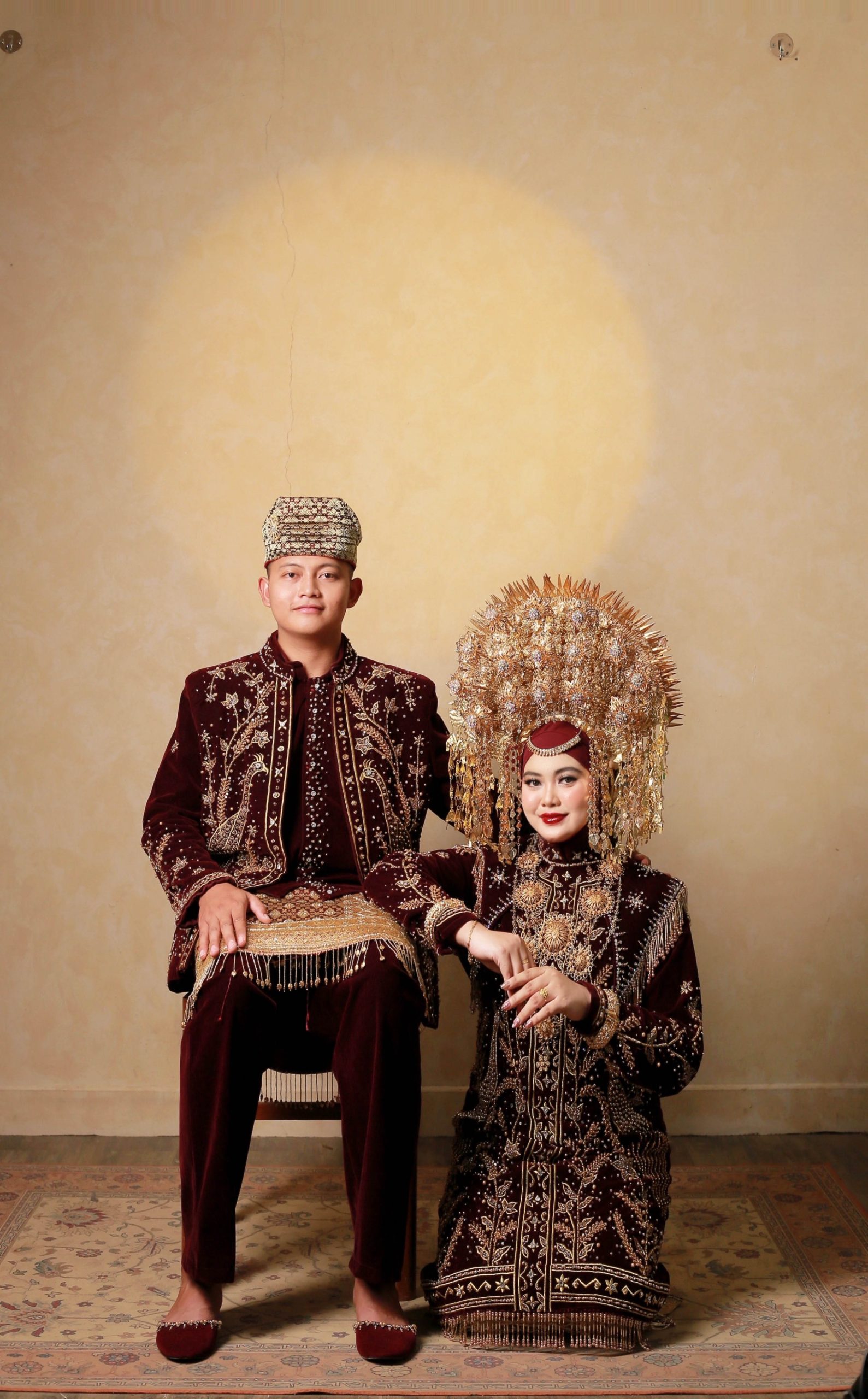 Lulu & Hikmal 041026 (1)