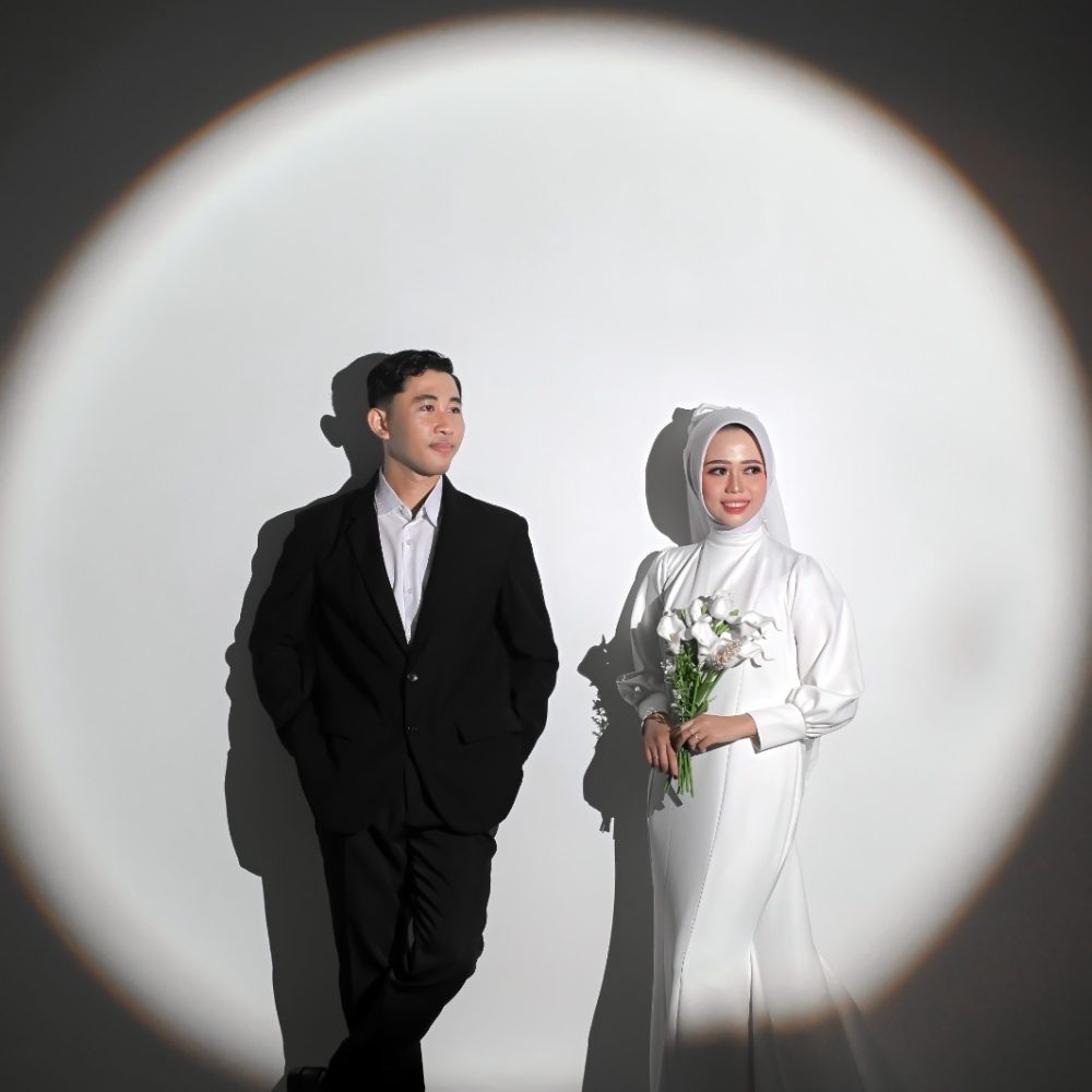 Thomas & Salsa 120426 (10)